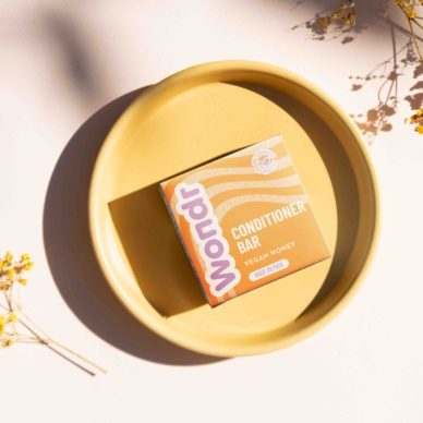 Wondr juukseid taastav tahke palsam Vegan Honey 55g - Image 2