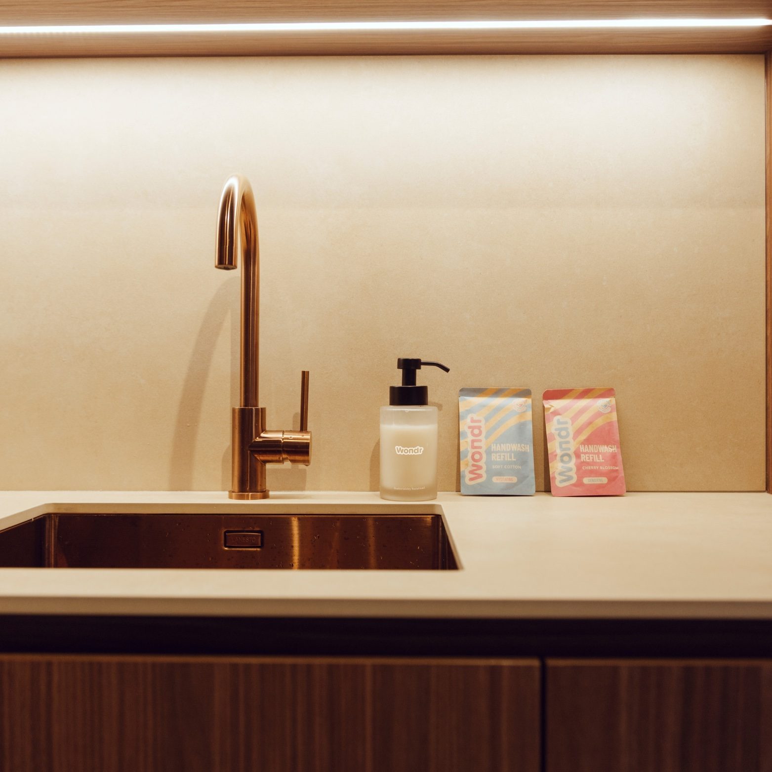 Wondr kätepesuseep (TÄITEPAKEND) Cherry Blossom - Image 2